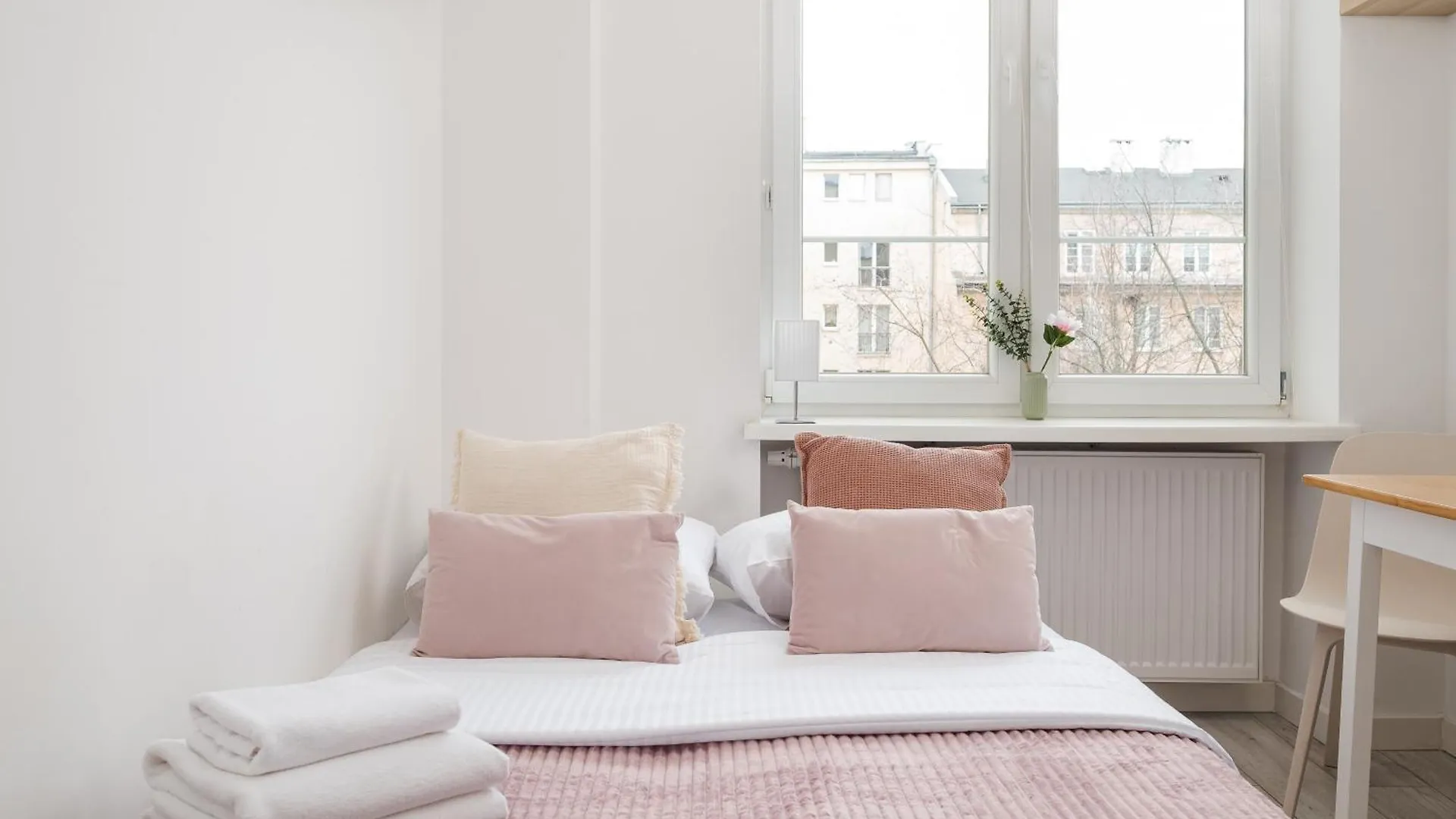Tamka Powisle Pink Studio Varsavia